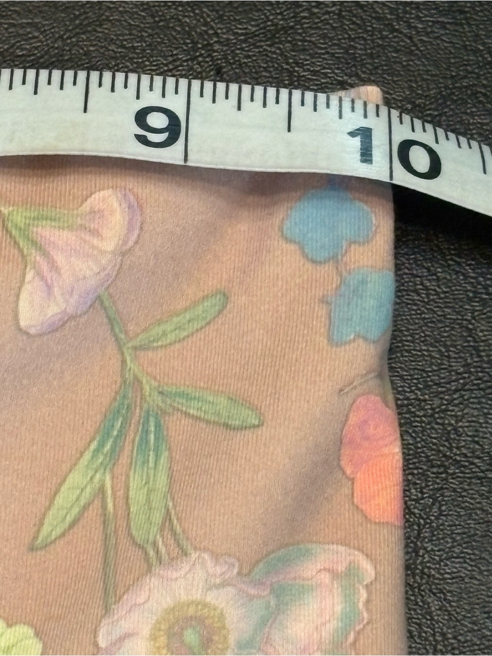 Fabletics PureLux High-Waist Active Leggings - Pastel Flower Print soft &cozy - Picture 5 of 8
